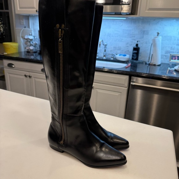 Michael Kors Black Leather Riding Style Boots EUC Worn Once Size 7.5 - Picture 5 of 16